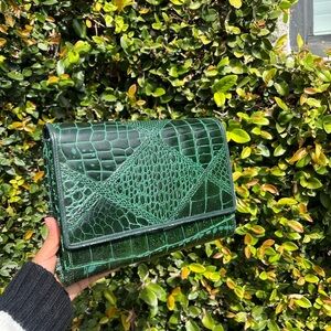 Emerald Green Crocodile Pattern Clutch